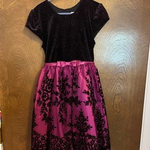 Holiday Dress Black / Purple Sparkle Youth size 8
